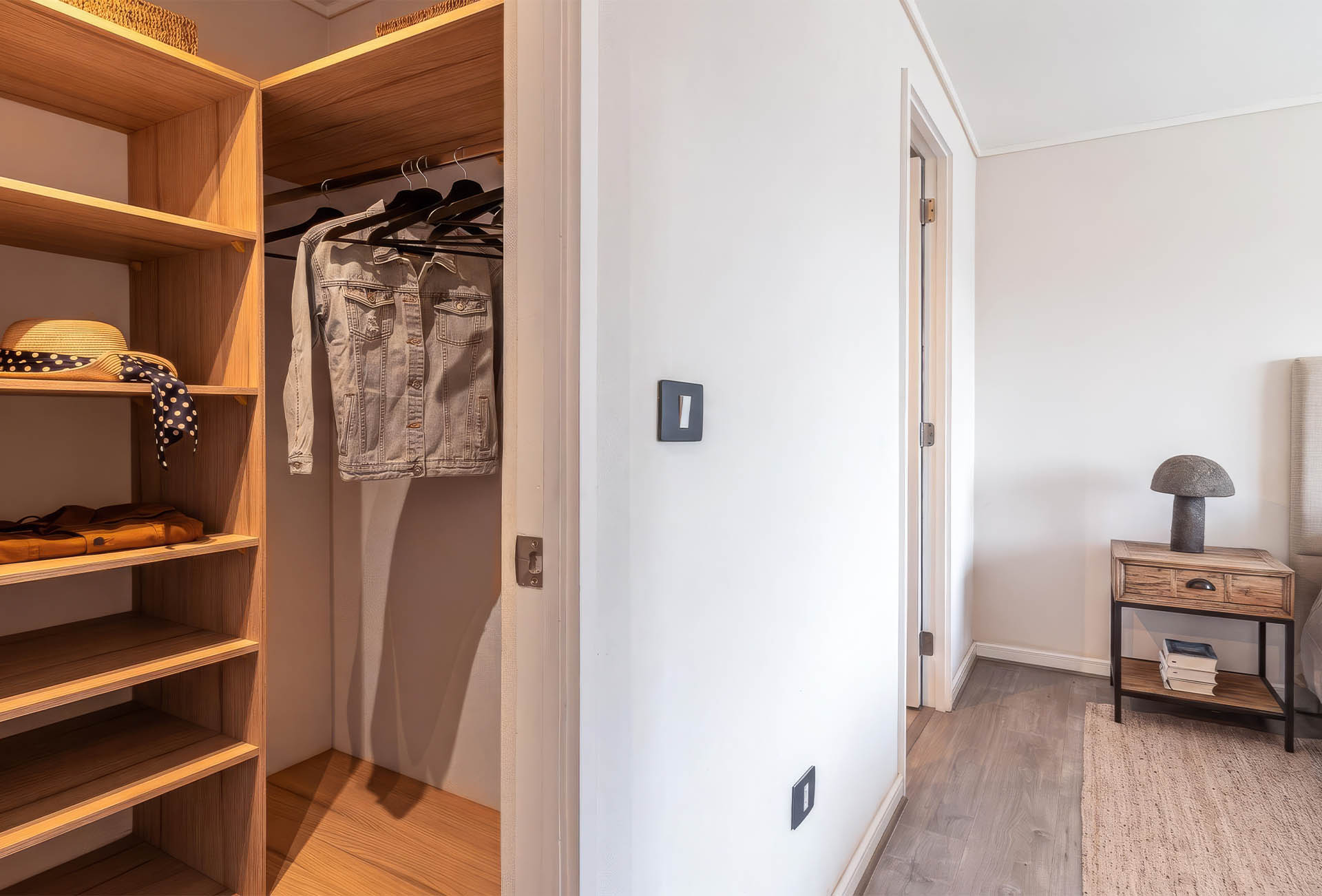 WALK-IN CLÓSET